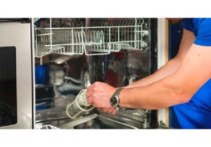 Замена циркуляционного насоса посудомоечной машины