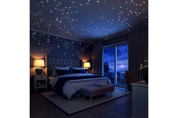 Натяжной потолок звездное небо для спальни