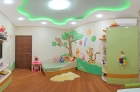 Натяжной потолок с подсветкой в детскую